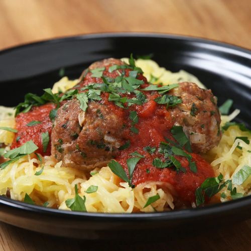 Spaghetti Squash And Meatballs