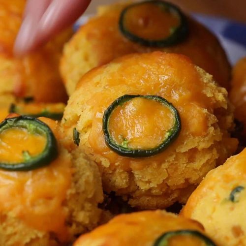 Gluten-Free Corn Cheddar Jalapeño Biscuits