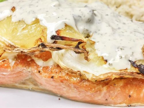 Salmon with Creamy Dill Sauce