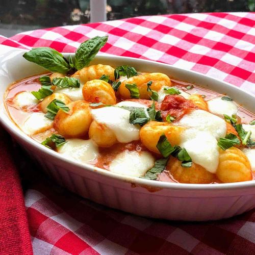 Gnocchi with Tomato Sauce and Mozzarella