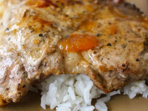 Apricot-Glazed Pork Chops