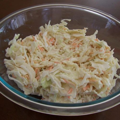 Traditional Creamy Coleslaw