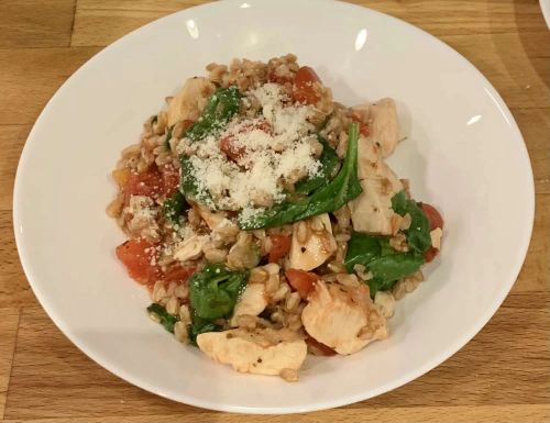 One-Skillet Italian Chicken, Spinach, and Farro