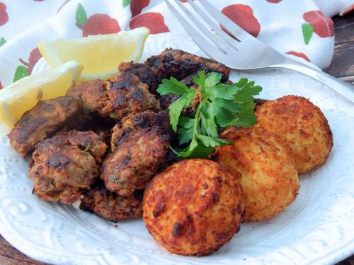 Keftedes - Greek Meatballs