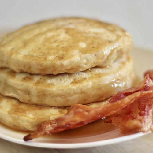 Japanese-Style Fluffy Pancakes