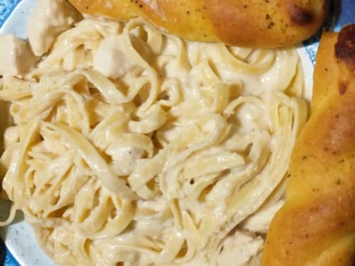 Slow Cooker Chicken Alfredo