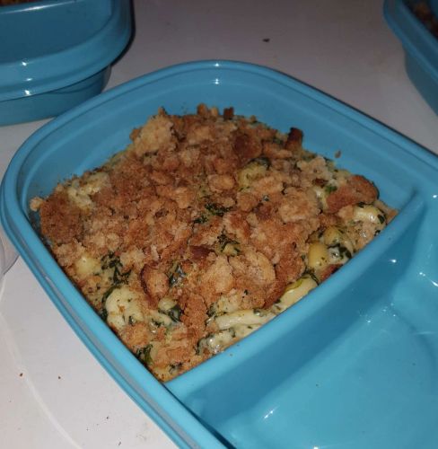 Slow Cooker Spinach and Cauliflower Mac and Cheese