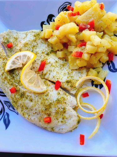 Baked Lemon-Garlic Tilapia and Potatoes in Foil