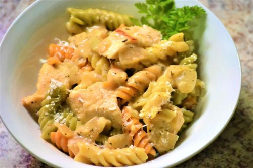 Easy One-Pot Chicken Alfredo