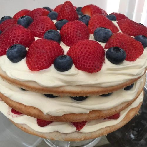 Whipped Cream Mousse Frosting