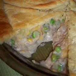 Easy Weeknight Tuna Pot Pie