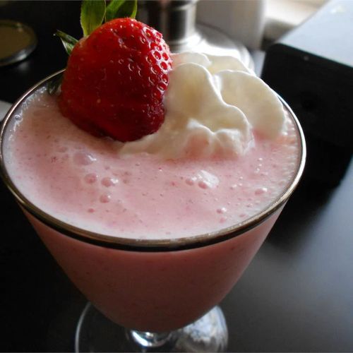 Strawberry-Pineapple Smoothie