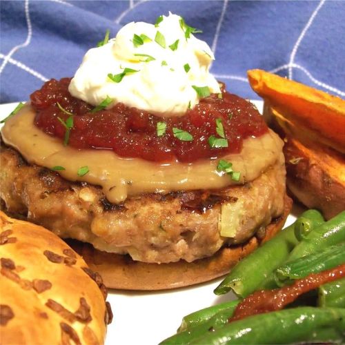 Thanksgiving-Flavored Turkey Burgers