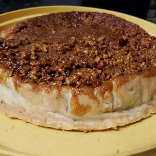 Caramel Pecan Apple Pie