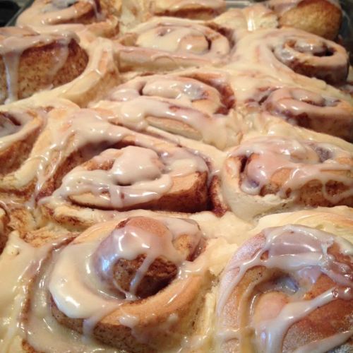 Mom's Jiffy Cinnamon Rolls