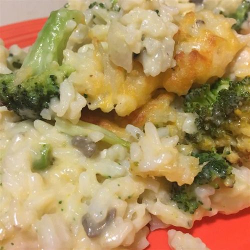 Broccoli, Rice, Cheese, and Chicken Casserole