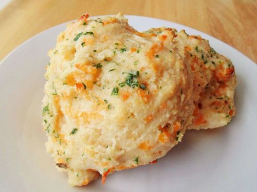 Cheddar Bay Biscuits