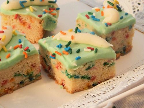 Easy Sugar Cookie Bars