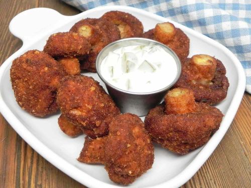 Fried Mushrooms with Dipping Sauce