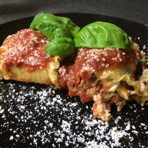 Bettie's Lasagna Roll Ups