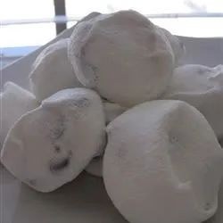 Mom's Chocolate Chip Meringues