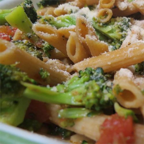 Fusilli with Rapini (Broccoli Rabe), Garlic, and Tomato Wine Sauce