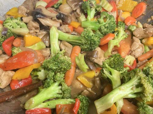 Chicken and Chinese Vegetable Stir-Fry