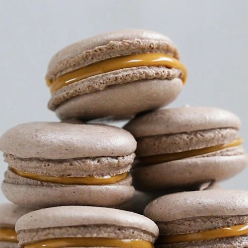 Vegan Peanut Butter Macarons