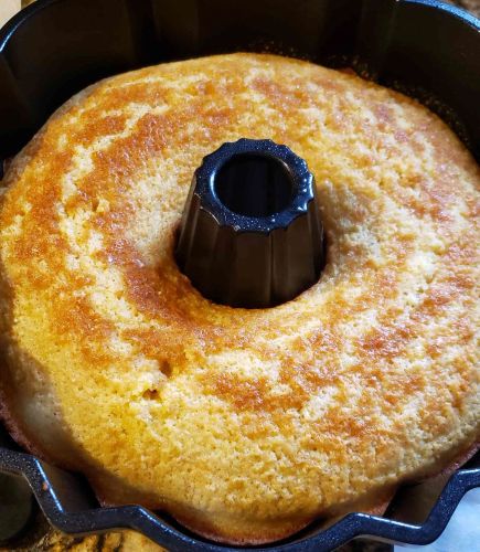 Sweet Cornmeal Cake Brazilian-Style