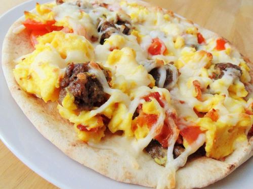 Flatbread Breakfast Pizza