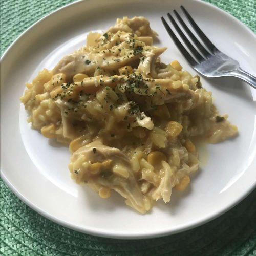 Slow Cooker Cheesy Chicken and Rice