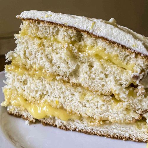 Lemon Layer Cake with Lemon Curd