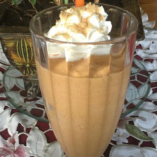 Creamy Pumpkin Pie Smoothie Shake