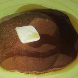 Fluffy Gingerbread Pancakes