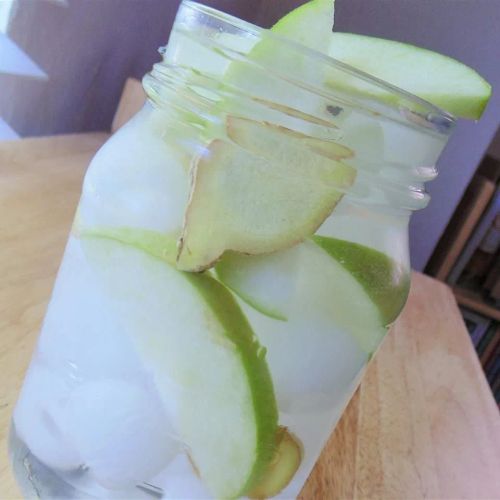 Apple Water