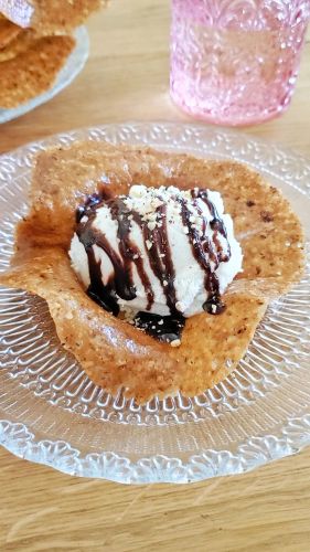 Almond Cookie Bowl