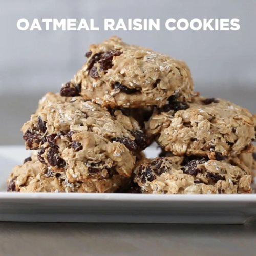 Oatmeal Raisin Cookies