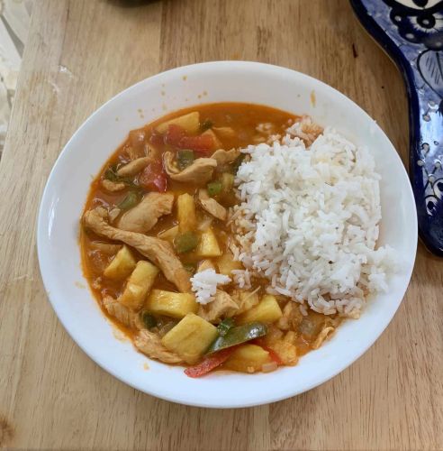 Thai Pineapple Chicken Curry