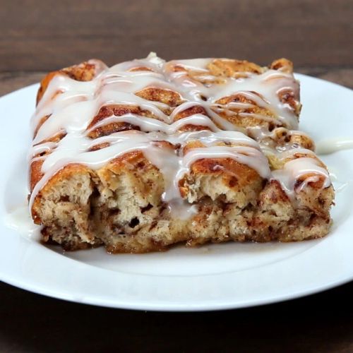 Cinnamon Roll French Toast Bake