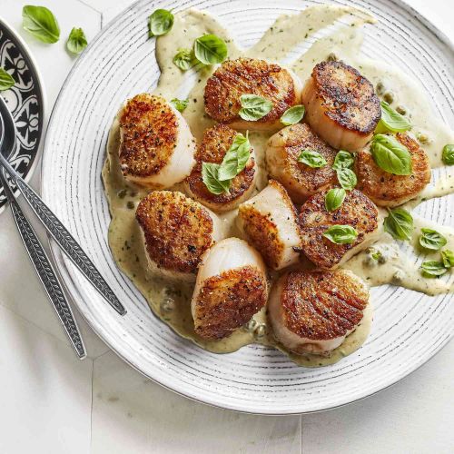 Scallops with Pesto Cream Sauce