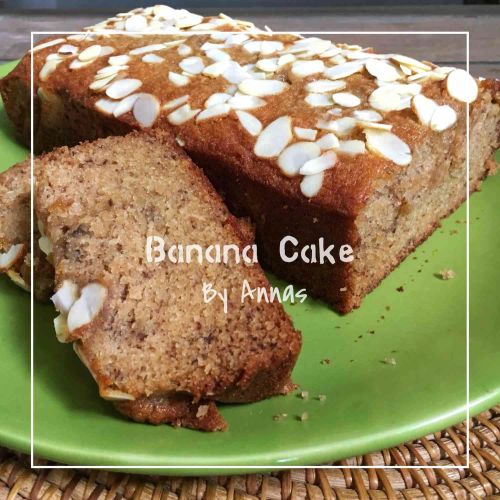 Simple Banana Coffee Cake