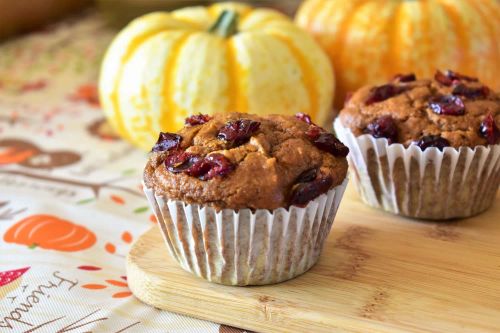 Healthy Whole Wheat Spiced Pumpkin Muffins