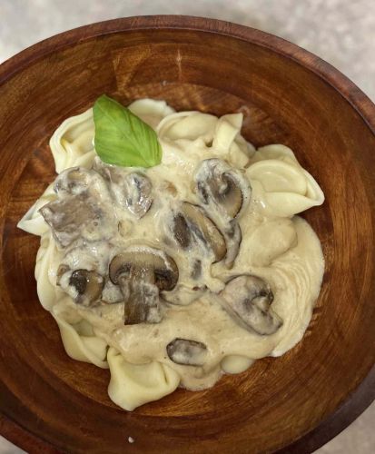 Lighter Mushroom Tortellini Alfredo