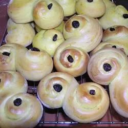 Swedish St. Lucia Buns