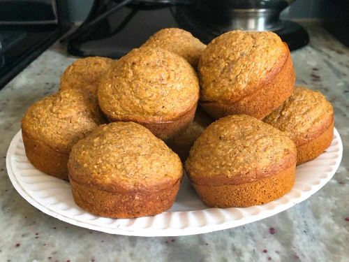 Applesauce Muffins