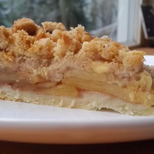 Dutch Apple Pie with Oatmeal Streusel