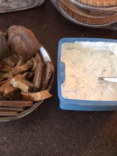 Rye Bread Boat Dip