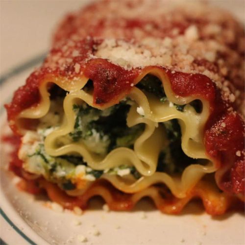 Spinach Lasagna Roll Ups