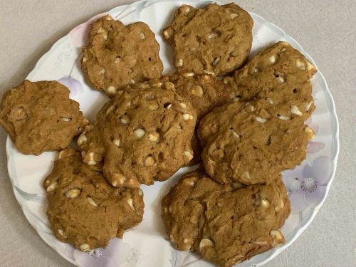 White Chocolate Pumpkin Cookies