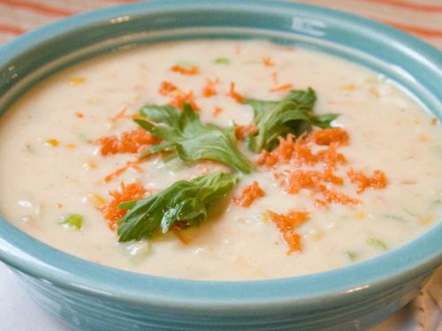 Easy Vegetarian Corn Chowder